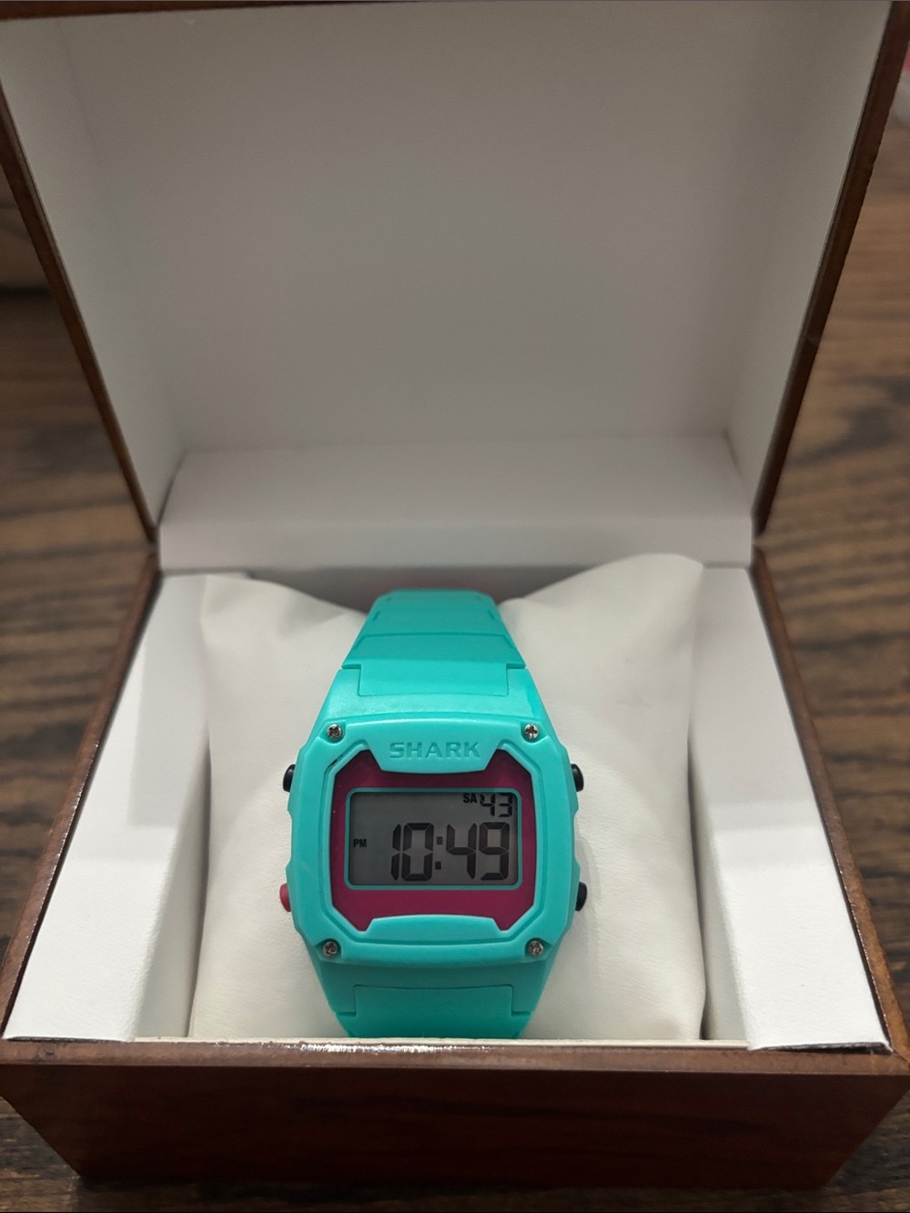 Shark Freestyle Watch – Seafoam Green & Pink – Hard to Find Unisex